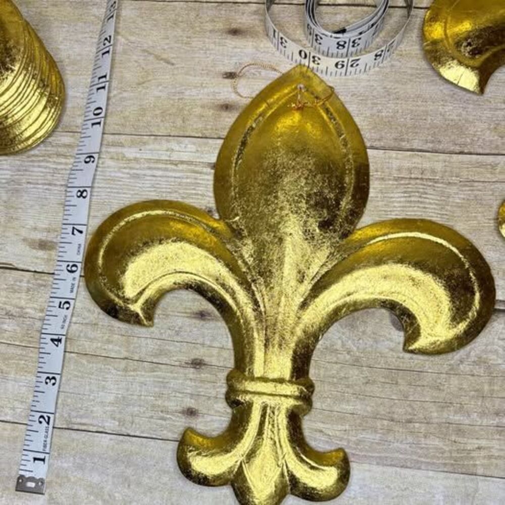 Tipton and Hurst Fleur de Lis Ornaments- 20 count